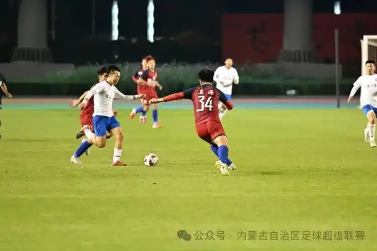 欧冠对决：拜仁慕尼黑 VS 巴塞罗那